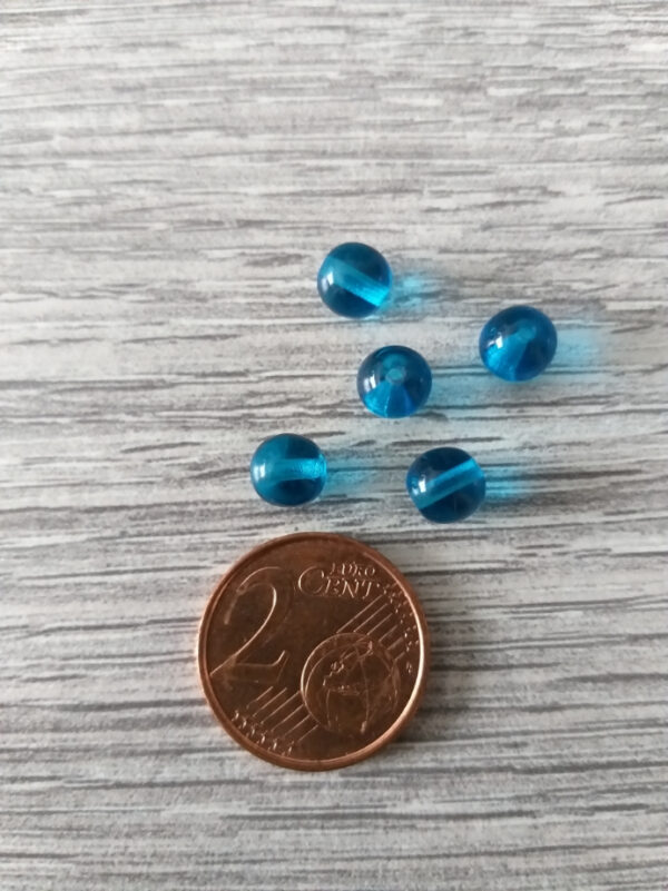 Transparante blauwe ronde glaskraal (2)