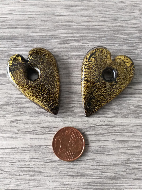 Venetiaanse hartvormige glaskraal zwart - goud