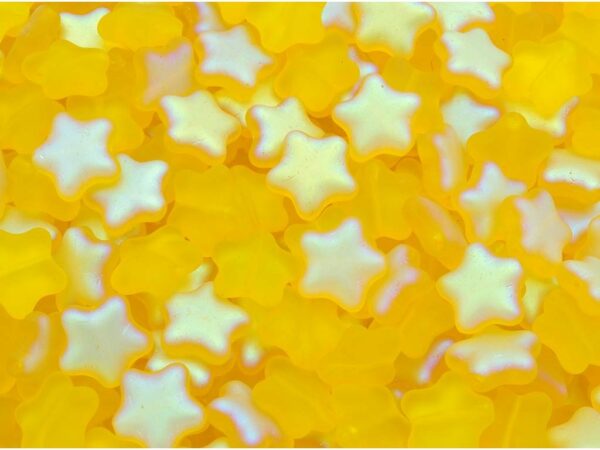 Gele glaskraal in de vorm van een ster met glans
