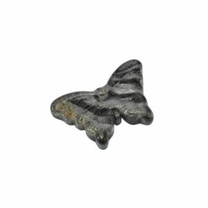 Zwarte, zilverkleurige en goudkleurige Venetiaanse glaskraal in de vorm van een vlinder