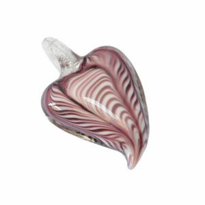 Paarse en witte hartvormige Venetiaanse glashanger