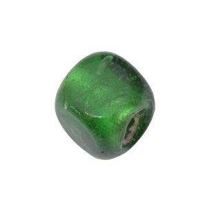 Groene kubusvormige folie glaskraal
