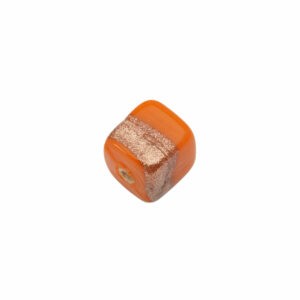 Oranje/goudkleurige kubusvormige glaskraal - keramiek