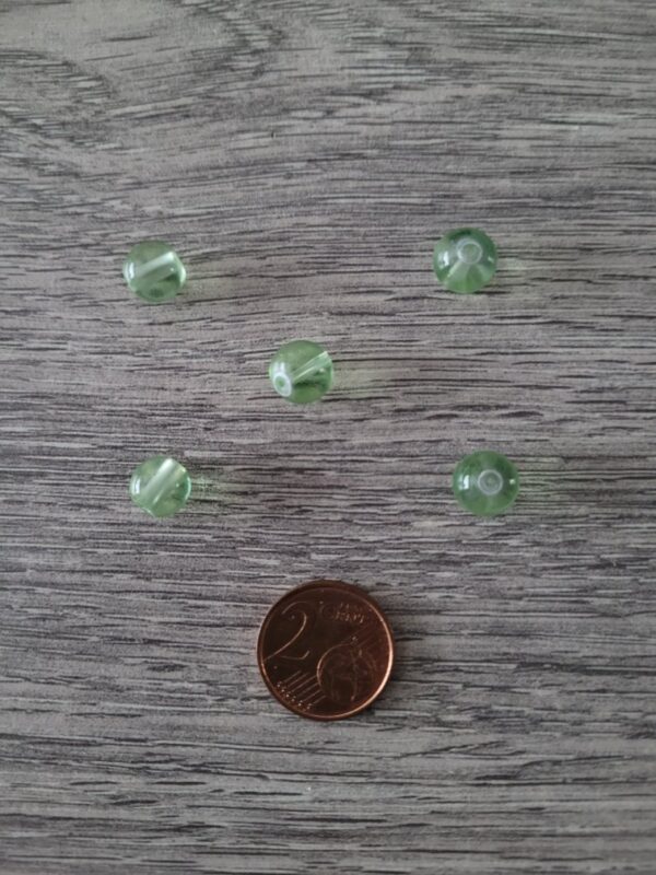 Groene ronde glaskraal (8 mm) 2