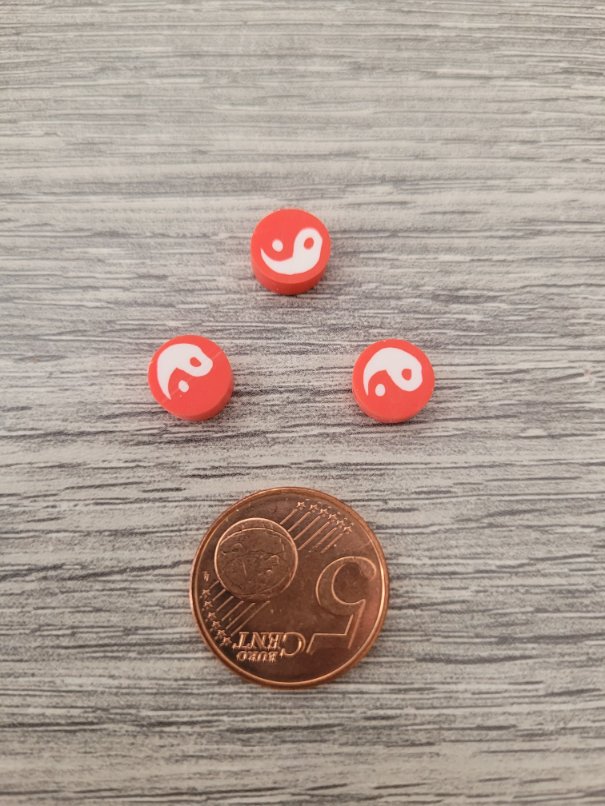 Rode/witte yin & yang polymeer kraal