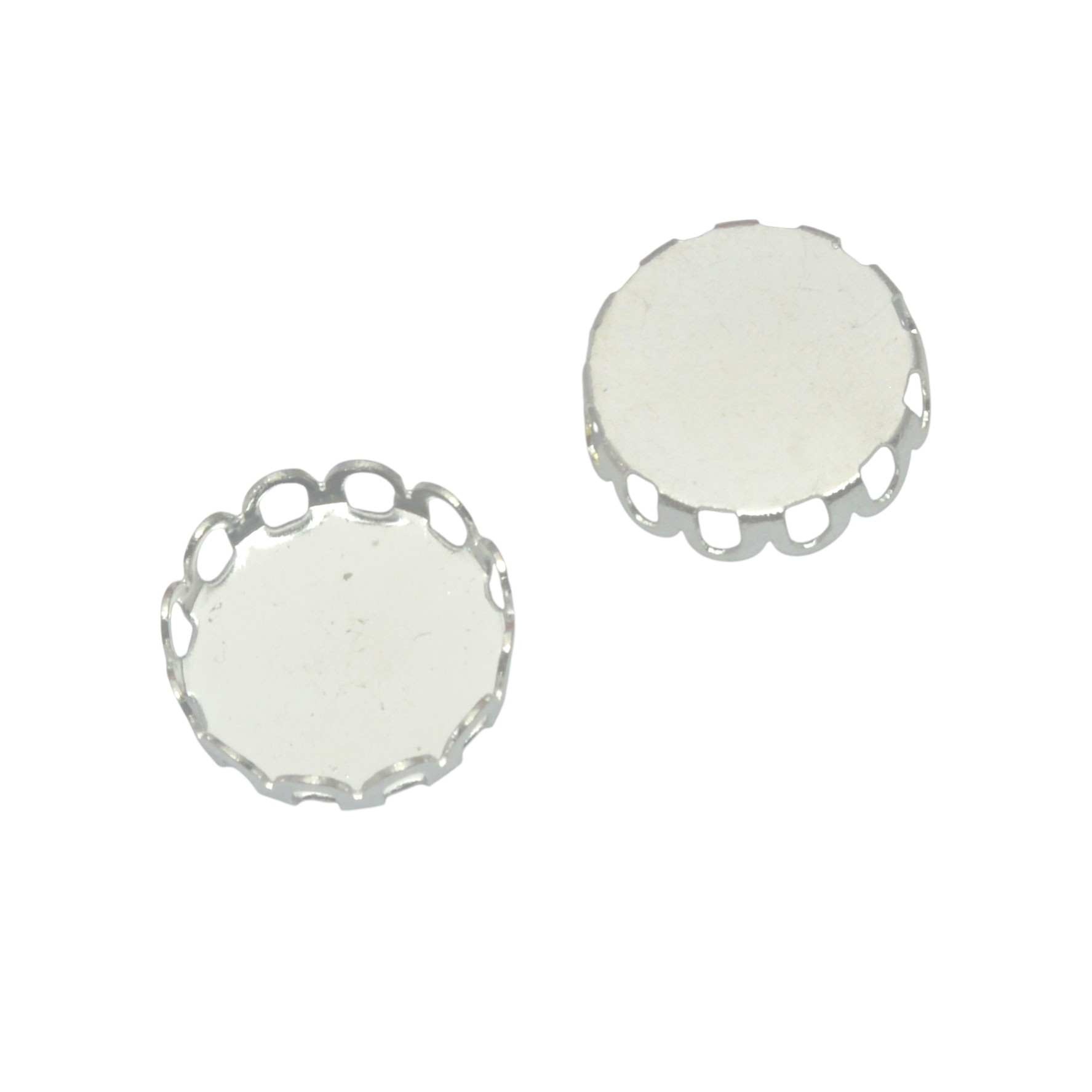 Zilverkleurige ronde setting